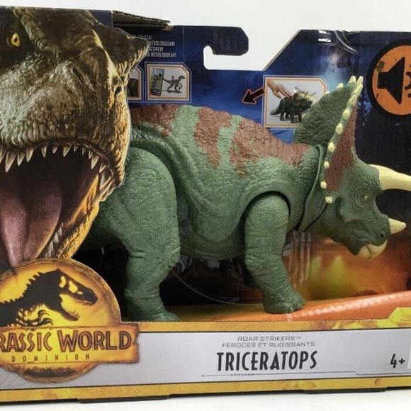 Jurassic World Dominion Triceratops Collector Action Figure - Picture 2 of 3